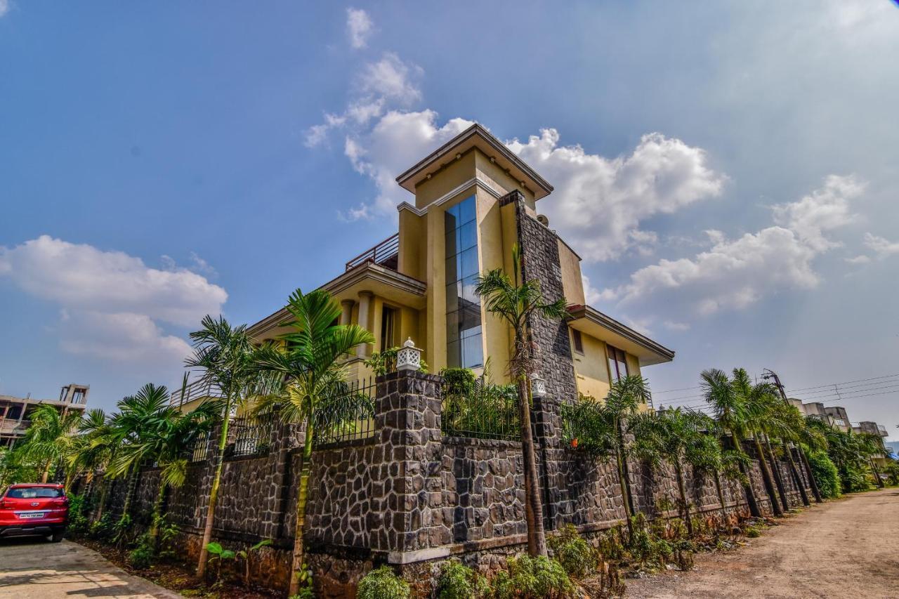 Lifeline Villas - Luxurious Taraangan 4 Mountain View Villa With Biggest Pool And Huge Open Area Lonavala Exteriör bild