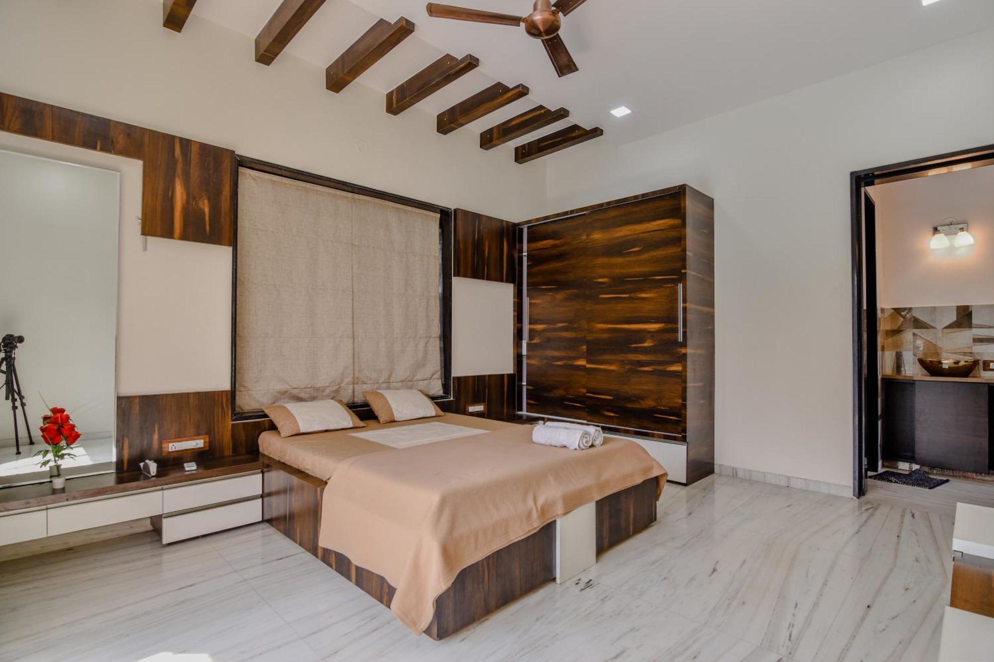Lifeline Villas - Luxurious Taraangan 4 Mountain View Villa With Biggest Pool And Huge Open Area Lonavala Exteriör bild